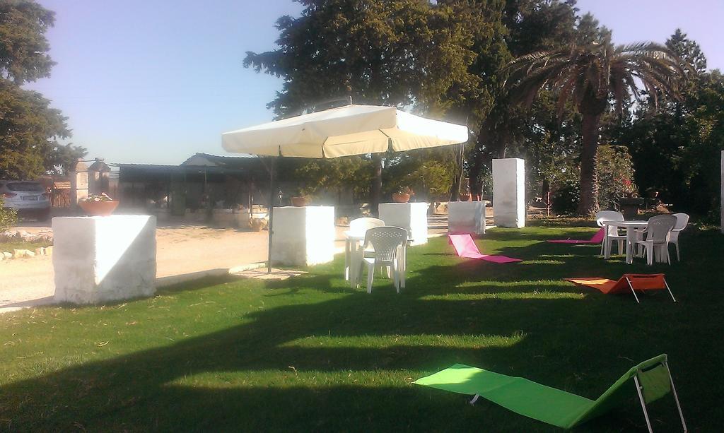 Masseria Strada Agriturismo Джиноза Экстерьер фото