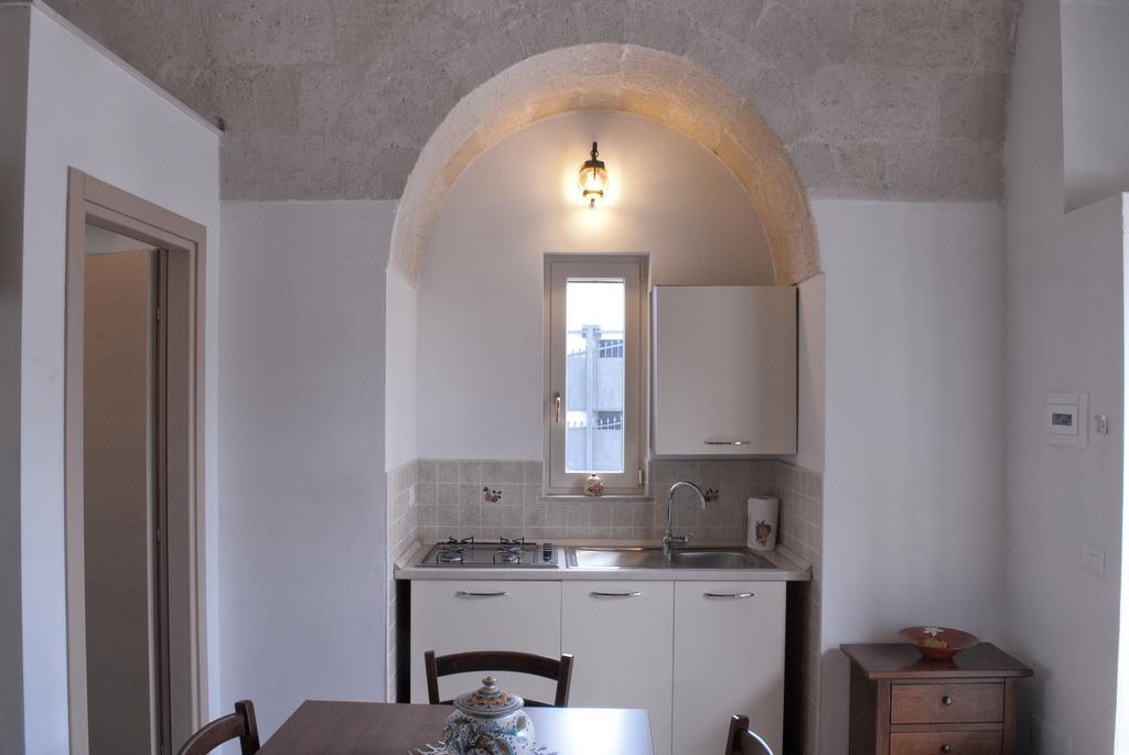 Masseria Strada Agriturismo Джиноза Номер фото
